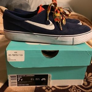 Nike Stefan Janoski (GS) Boys Sz. 7